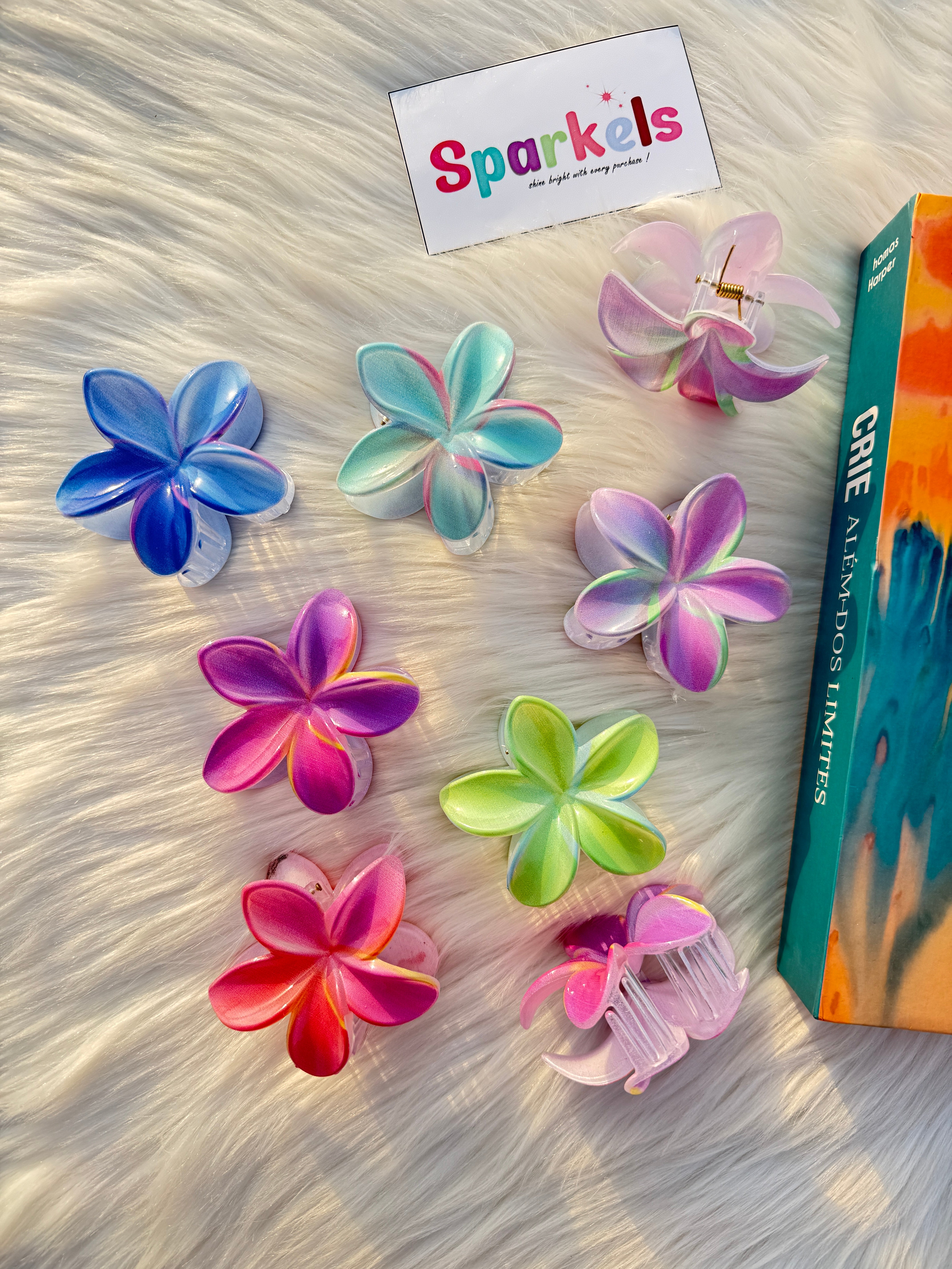 Pack of 6 Gradient Flower Claw Catchers