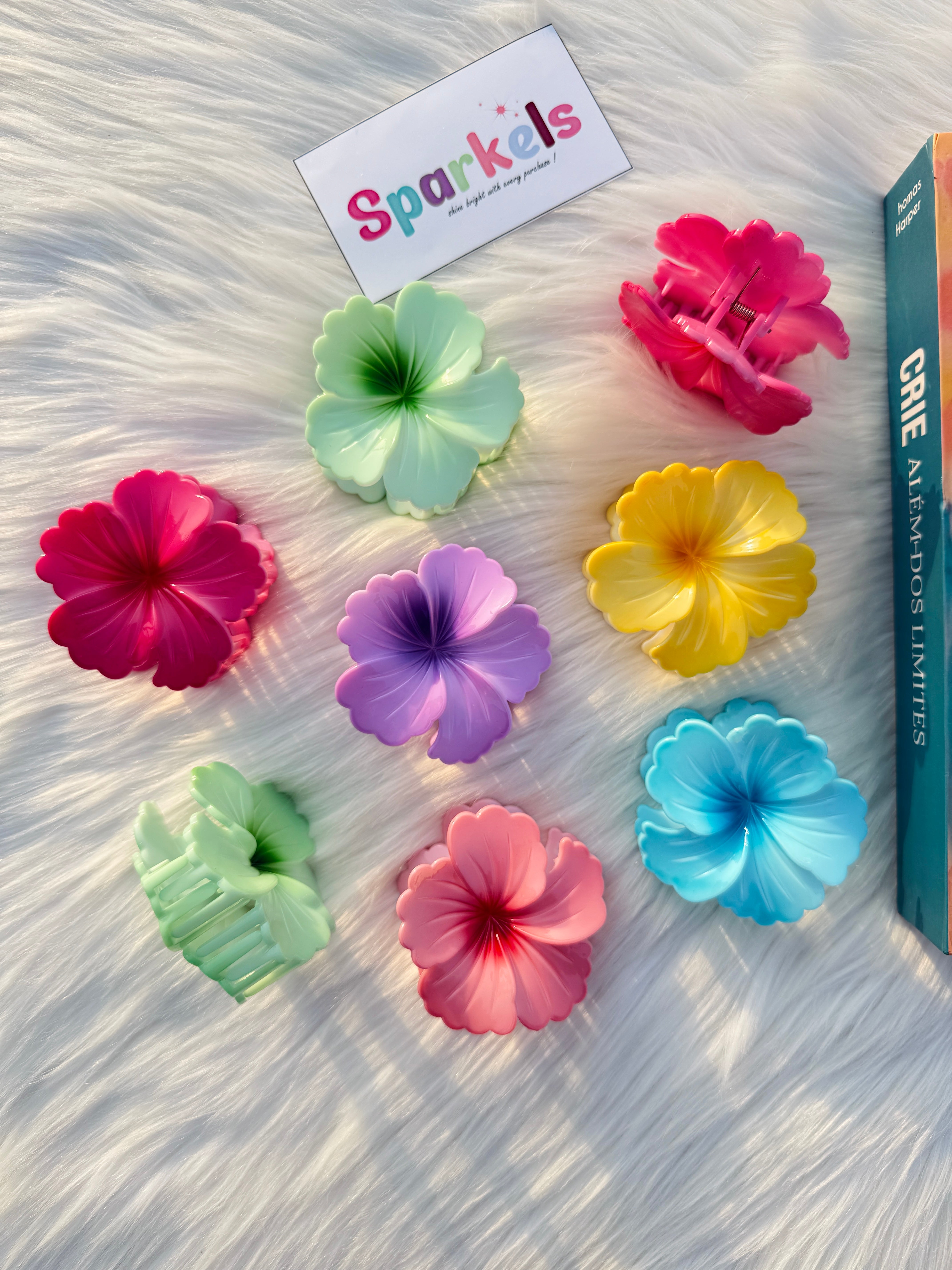 Pack of 6 Tropical Flower Claw Catchers
