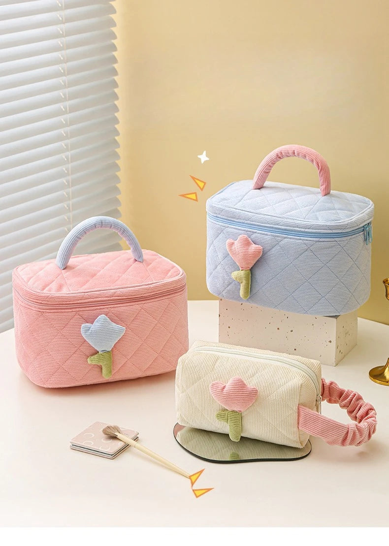 Tulip Flower Cosmetic Bag Large Capacity Travel Makeup Pouch for Women