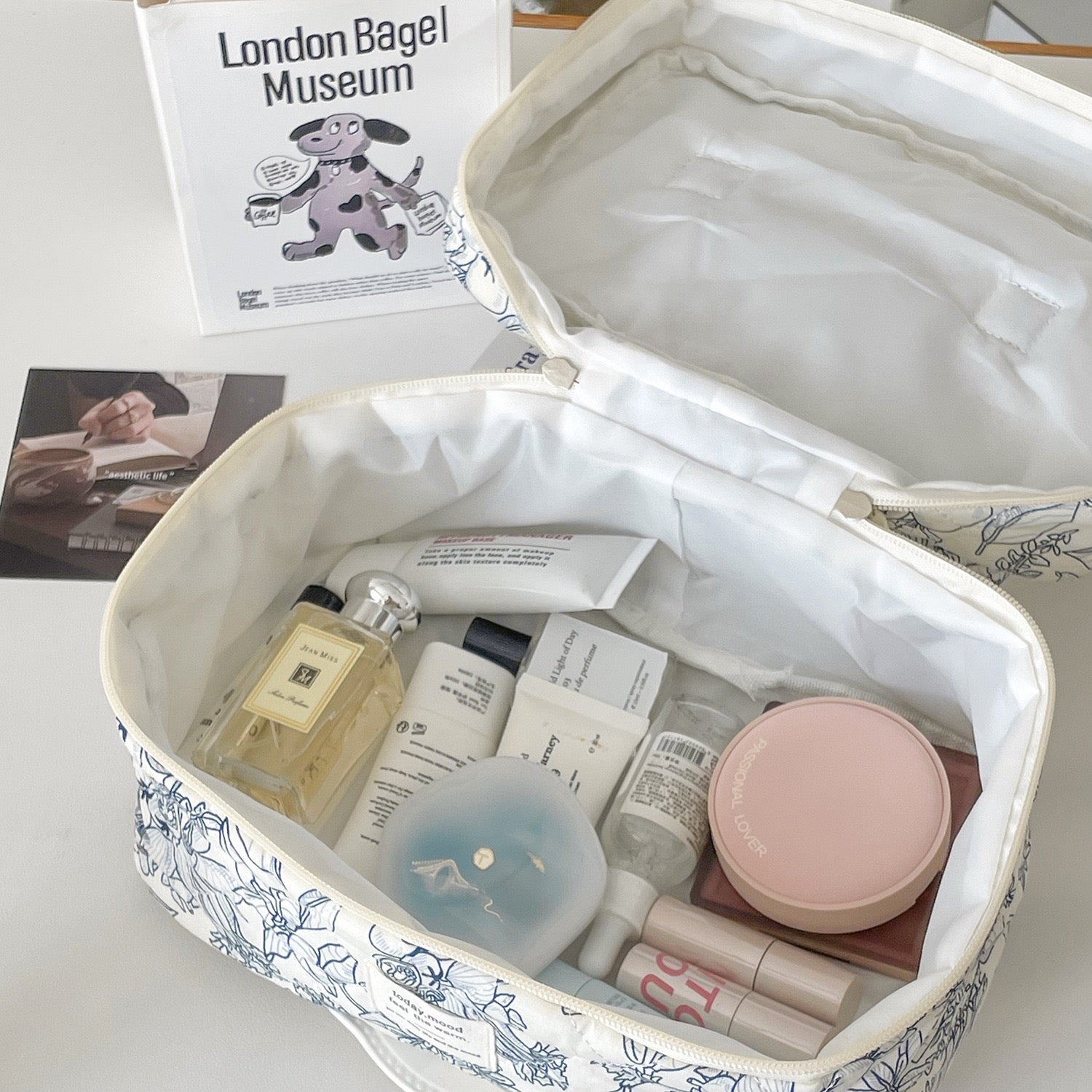Elegant Floral Cotton Makeup Bag Large Capacity Travel Cosmetic Organizer for Women