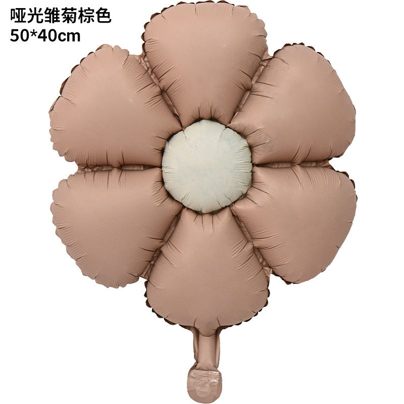 Retro Daisy Foil Balloons Matte Six-Petal Flower Balloons for Groovy Party & Birthday Decorations