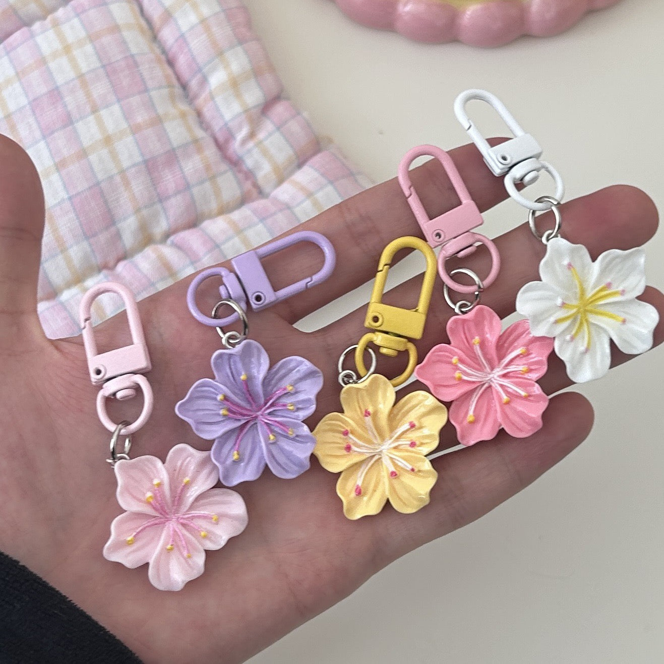 Flower Bag Pendant Keychain Delicate Acrylic Fashion Key Holder Charm