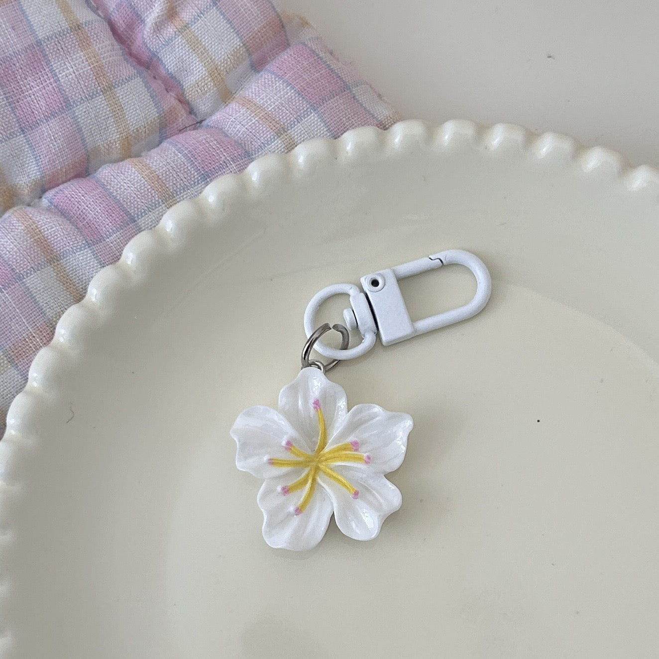 Flower Bag Pendant Keychain Delicate Acrylic Fashion Key Holder Charm