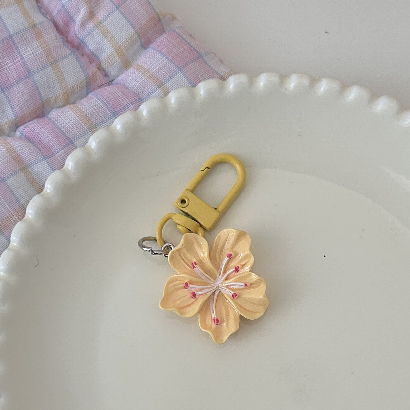 Flower Bag Pendant Keychain Delicate Acrylic Fashion Key Holder Charm