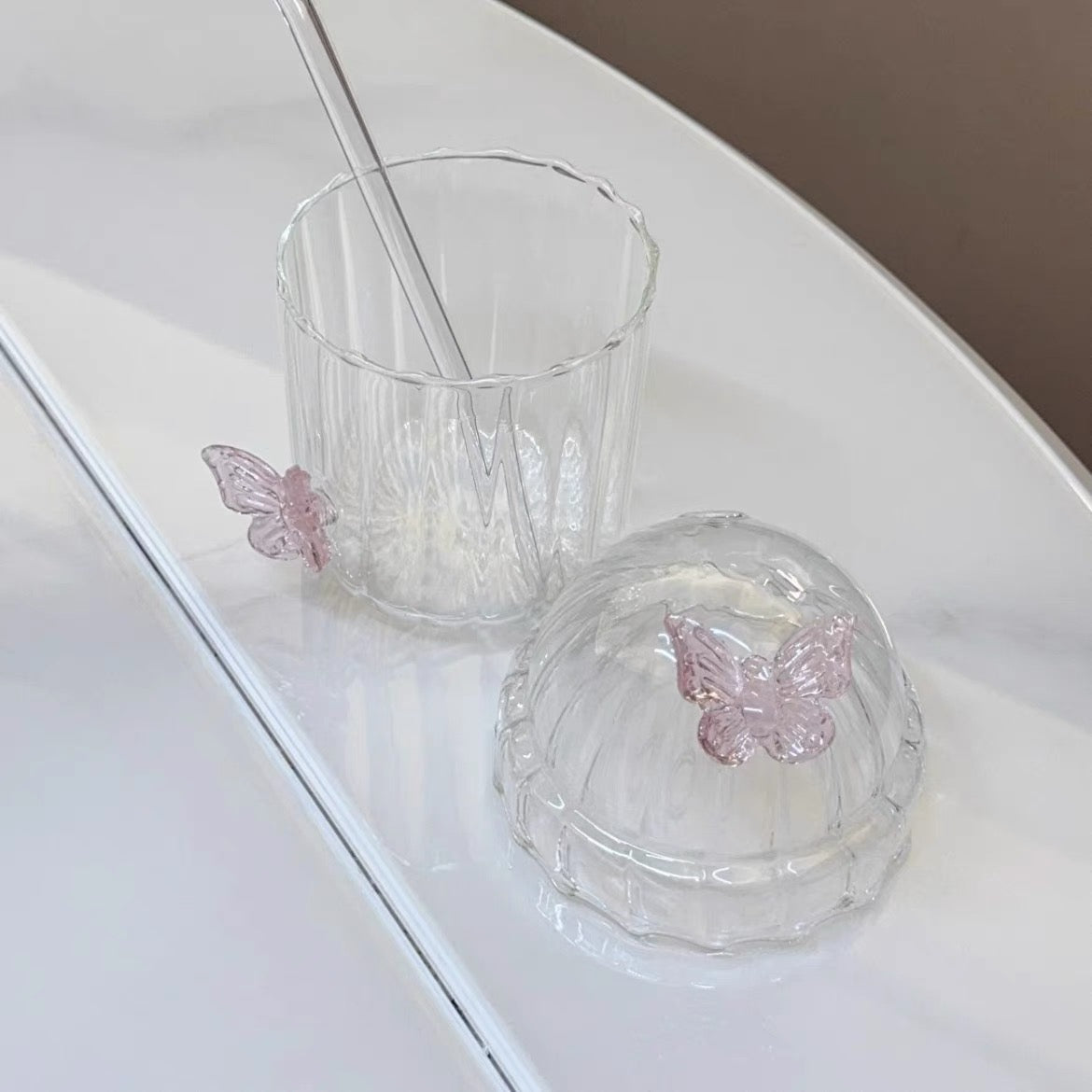 400ml Butterfly Glass Cup with Lid & Straw Aesthetic Round Drinkware for Coffee, Milk, Juice & Iced Drinks