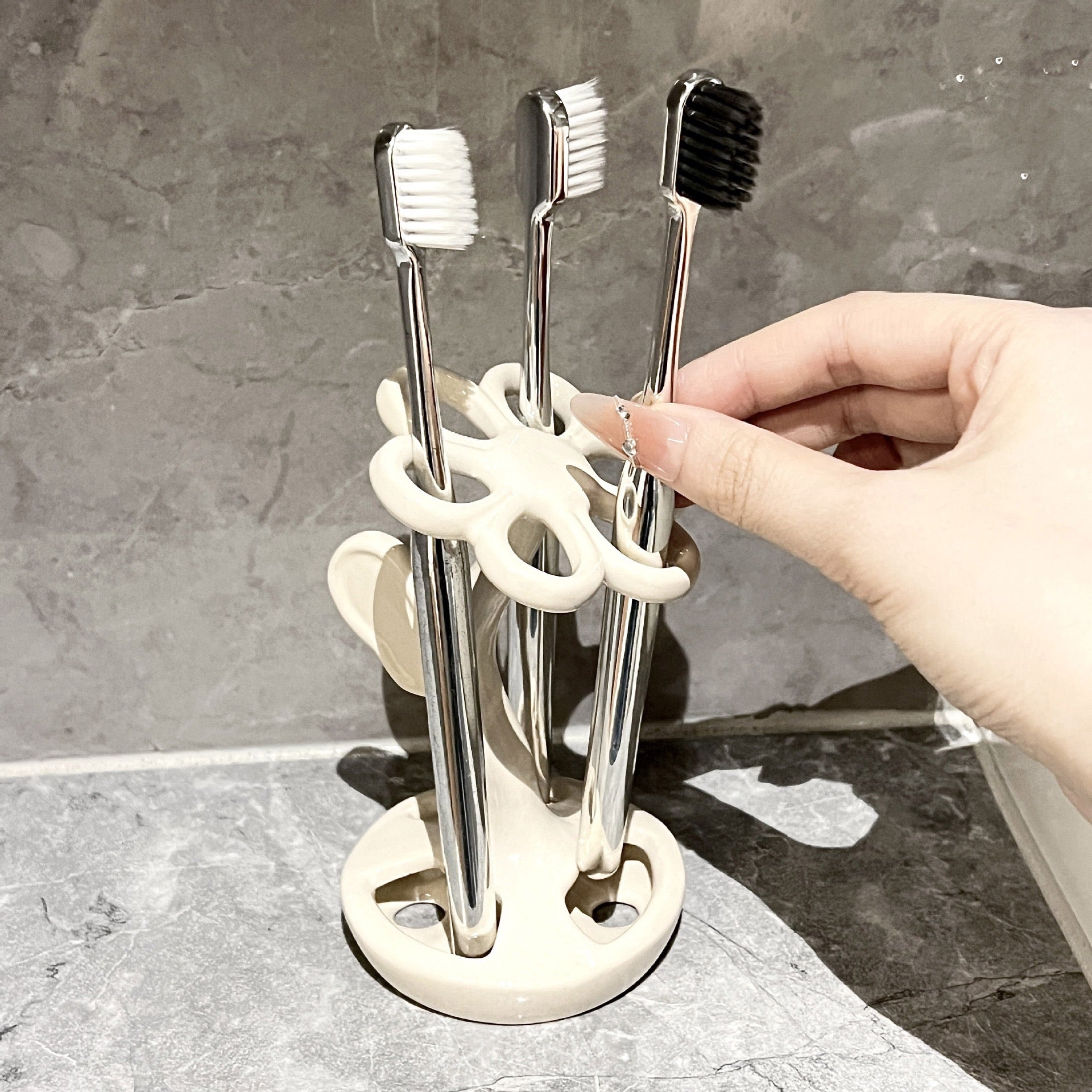 Ceramic Flower Toothbrush Holder Multifunctional Bathroom Organizer Stand  Compact & Stable Floral Sink Accessory