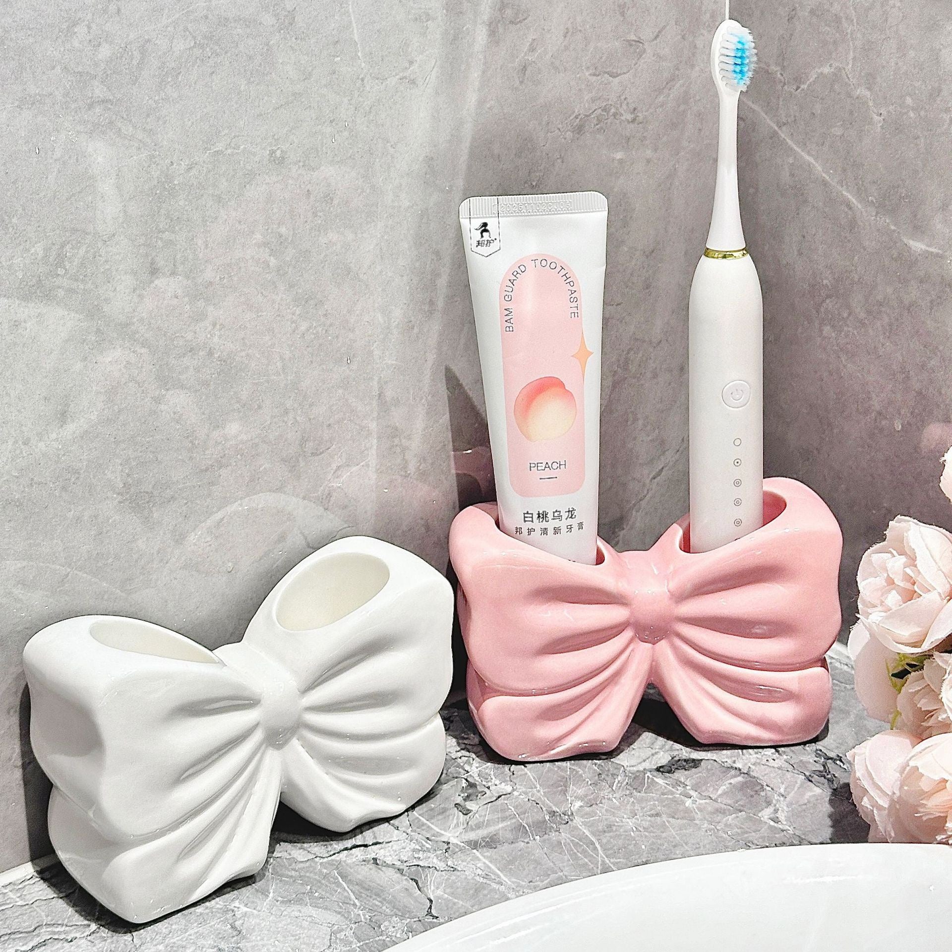 Creative Ceramic Bow Toothbrush Holder Cute Toothpaste Storage Rack for Bathroom Vanity Aesthetic Brush Organizer Ornament