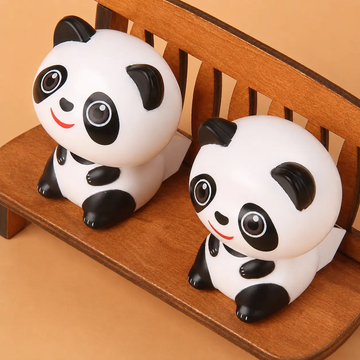 Solar Powered Cute Panda Bobblehead Dashboard Decoration