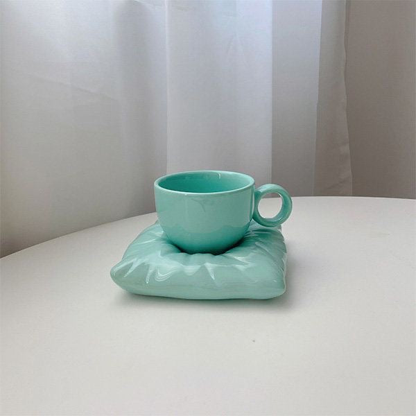 Ceramic Coffee Mug With Pillow Shaped Coaster Without Spoon