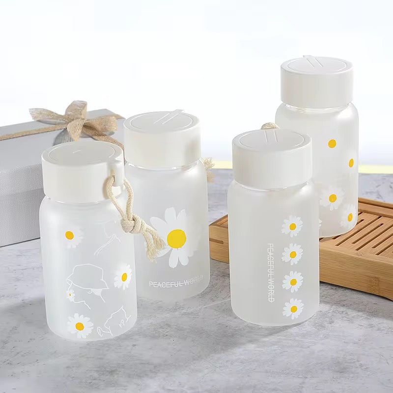 500ml Small Daisy Transparent Plastic Water Bottles Frosted Water Bottle With Portable Rope Travel Tea Cup