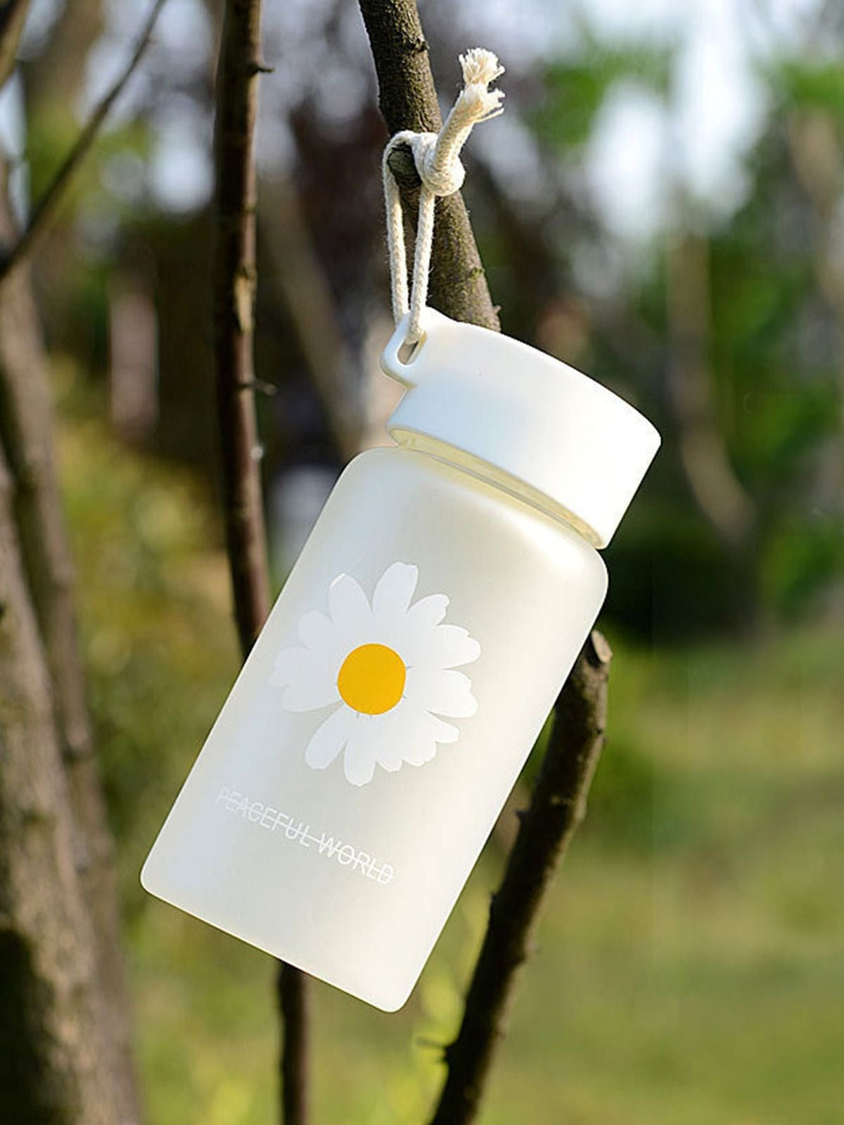 500ml Small Daisy Transparent Plastic Water Bottles Frosted Water Bottle With Portable Rope Travel Tea Cup