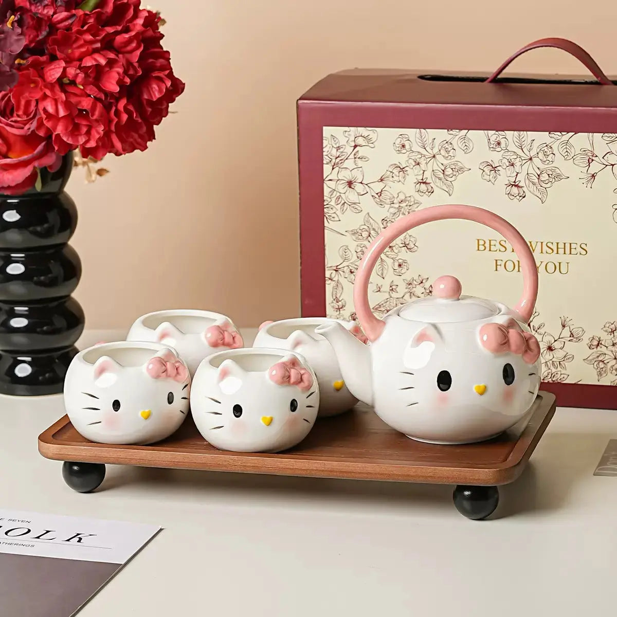 Cute Cat Ceramic Tea Set with Teapot & 4 Cups Gift Box Set