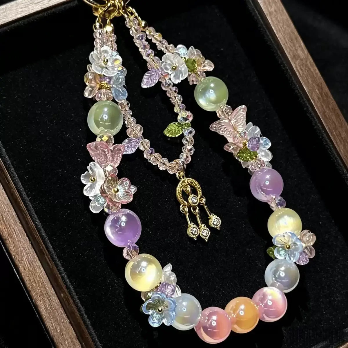 Enchanted Garden Floral Pearl Beaded Bag Charm & Keychain