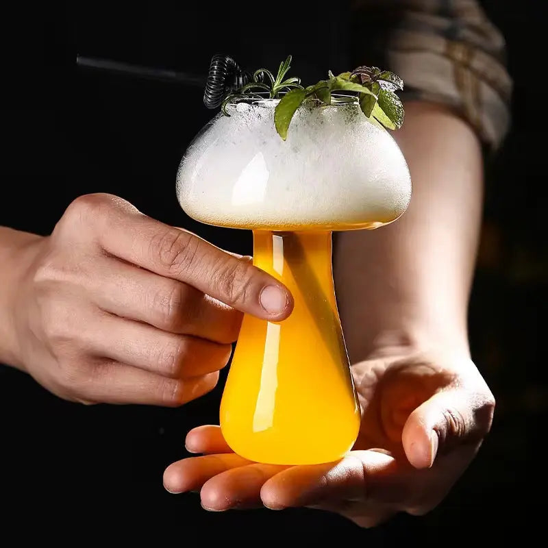 Mushroom-Shaped Cocktail Glass with Straw Creative Drinkware Glass