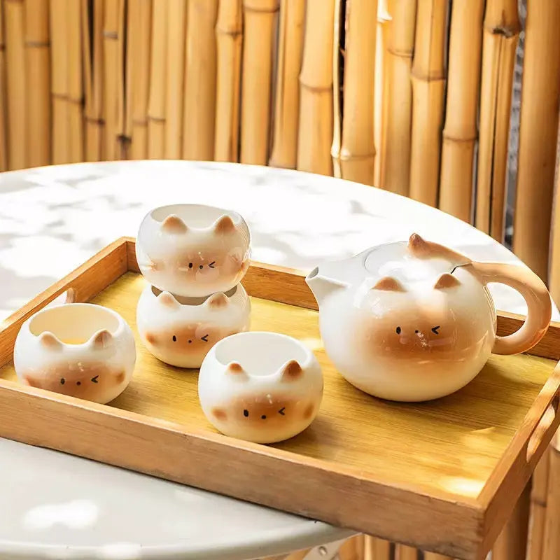 Cute Cat Ceramic Tea Set Cat Teapot with 4 Cups