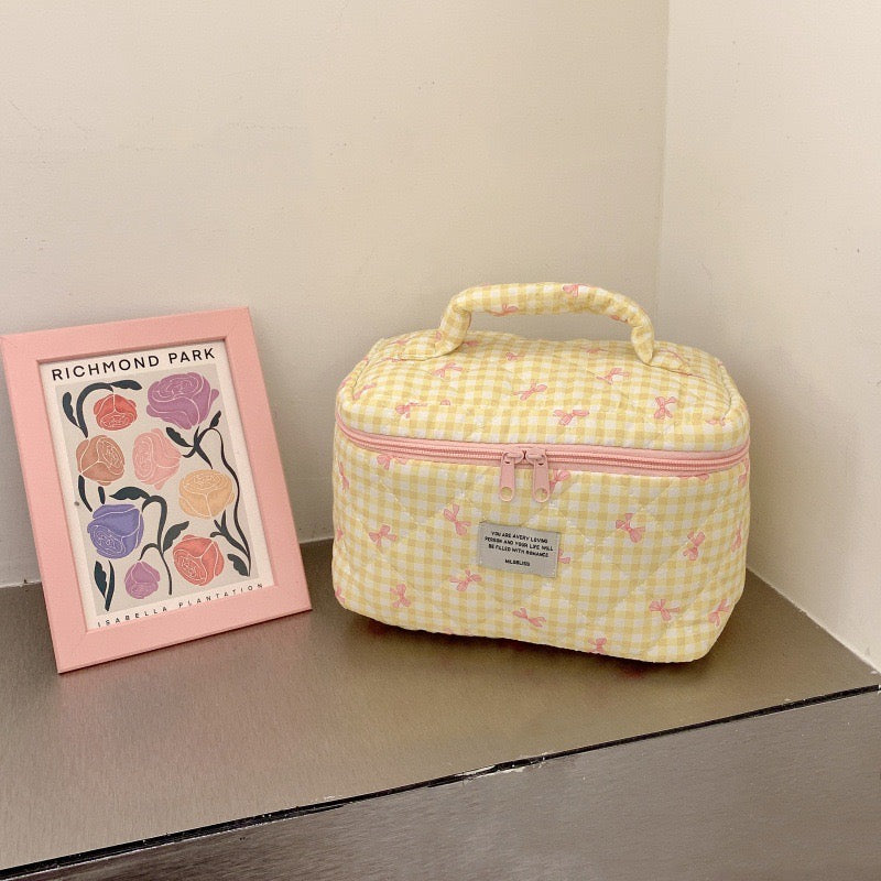 Check & Bow Printed Soft Cosmetic Travel Bag