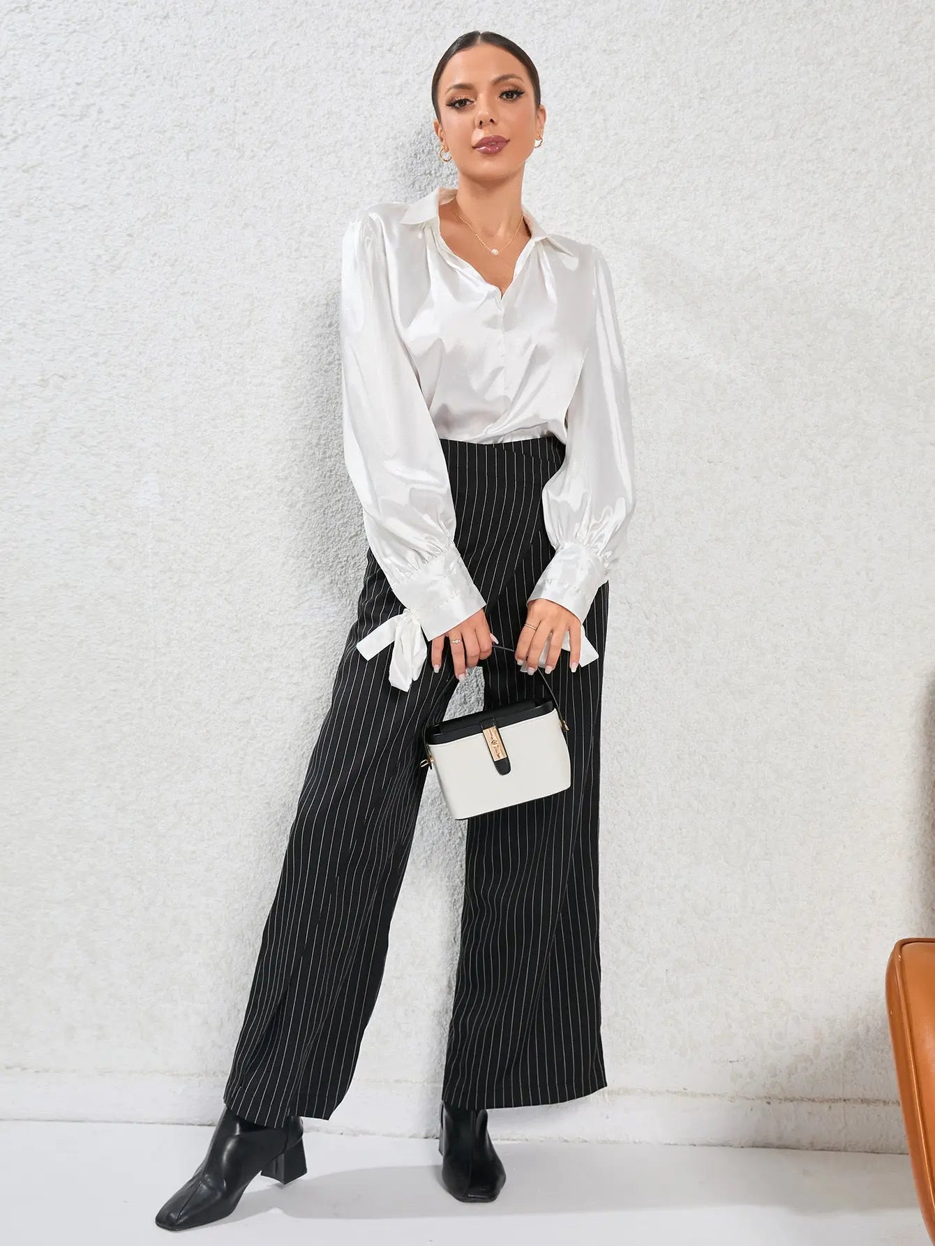 Luxury Premium Box Style Women’s Handbag Sparkels  Sparkels