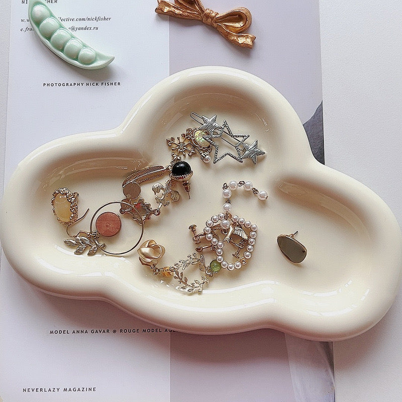 Creative Handmade Cloud Shape Ceramic Plate