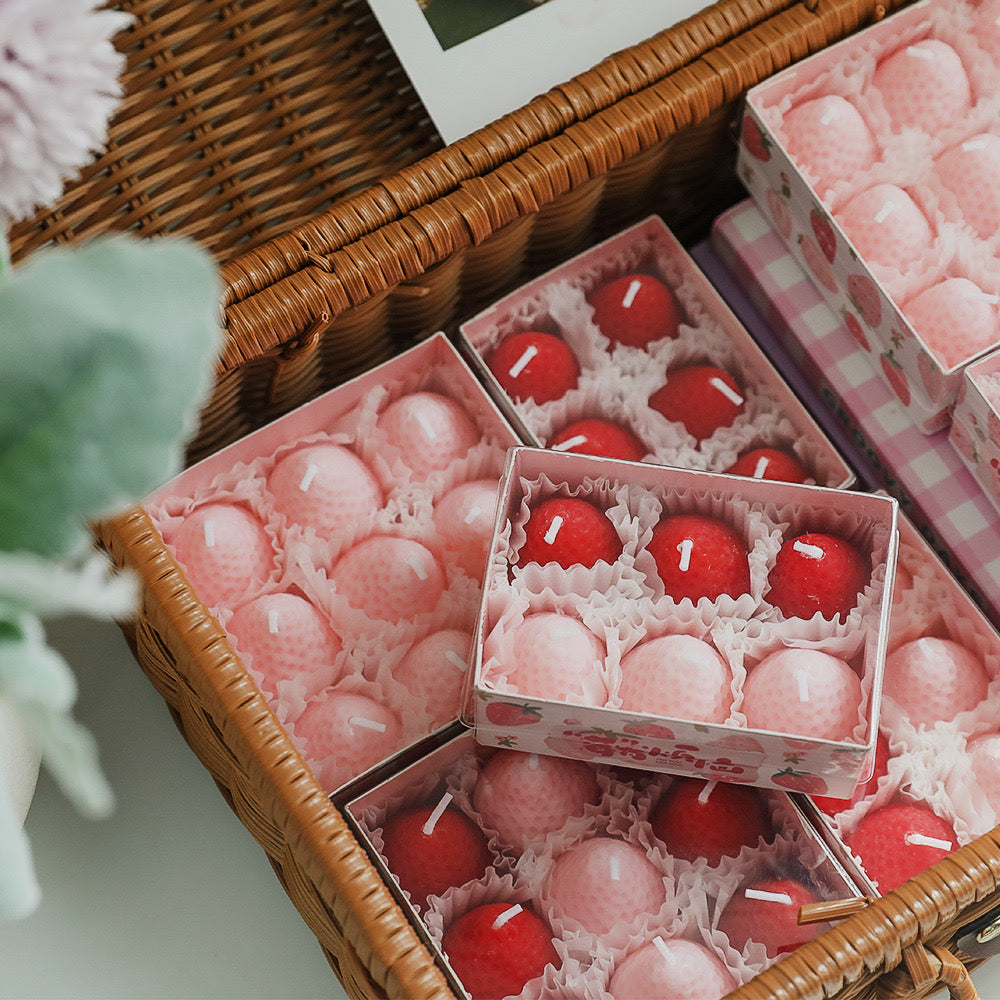 9pcs Strawberry Shape Scented Candles