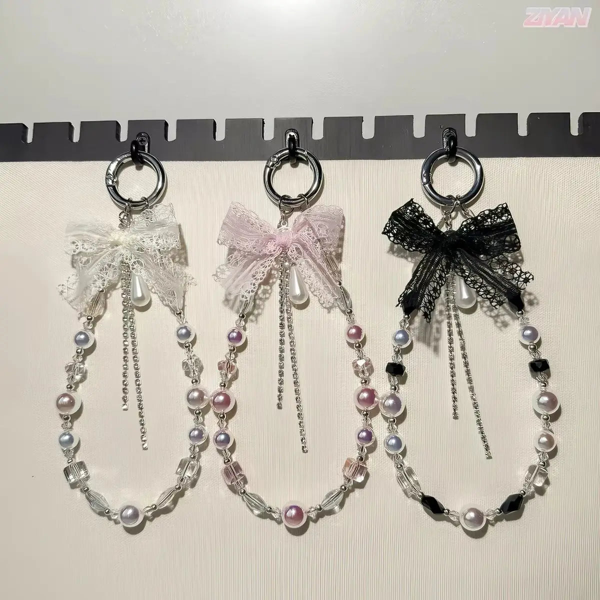 Lace Bow Pearl Beaded Keychain