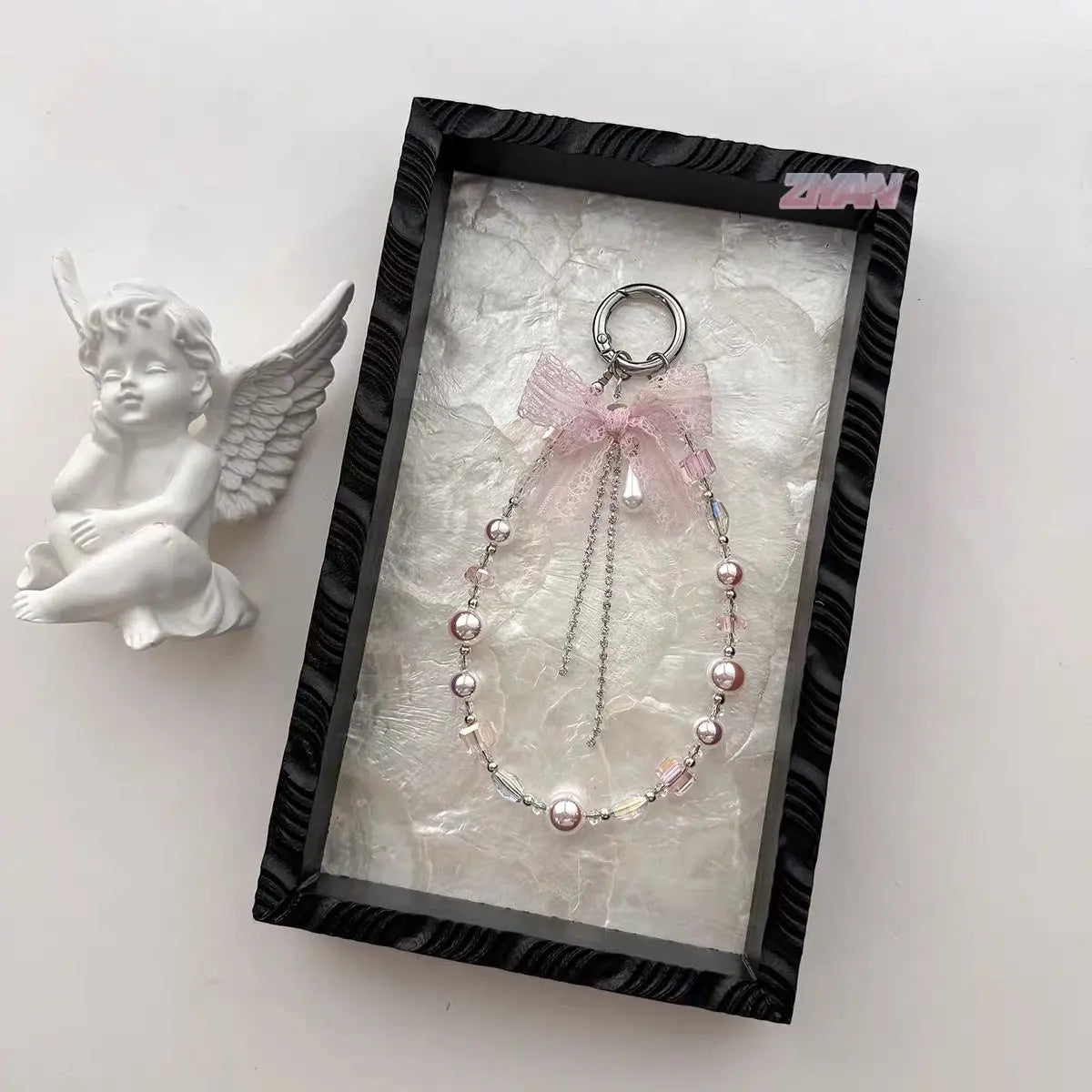 Lace Bow Pearl Beaded Keychain