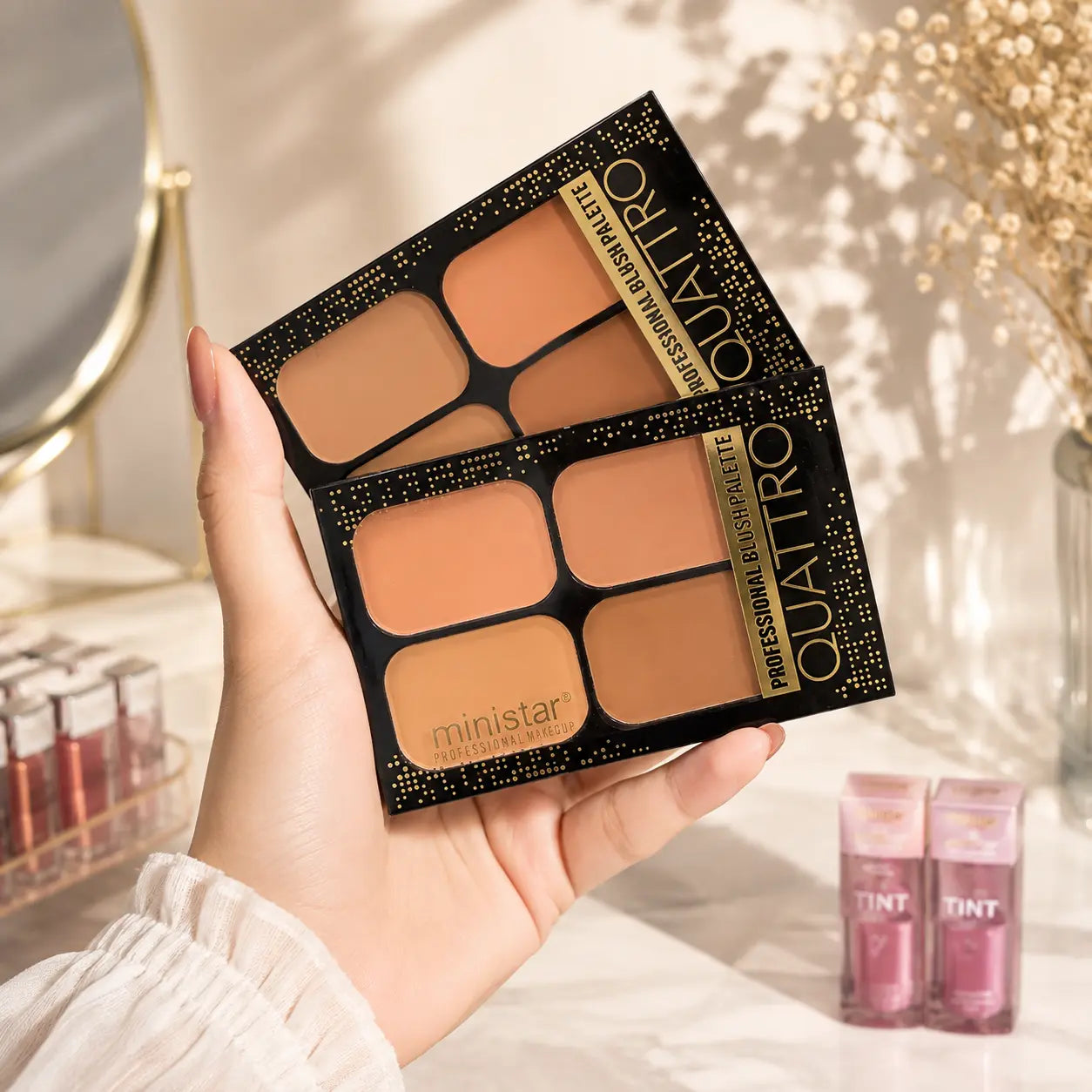 Quattro Professional Contour & Blush Palette 4 Color Face Palette