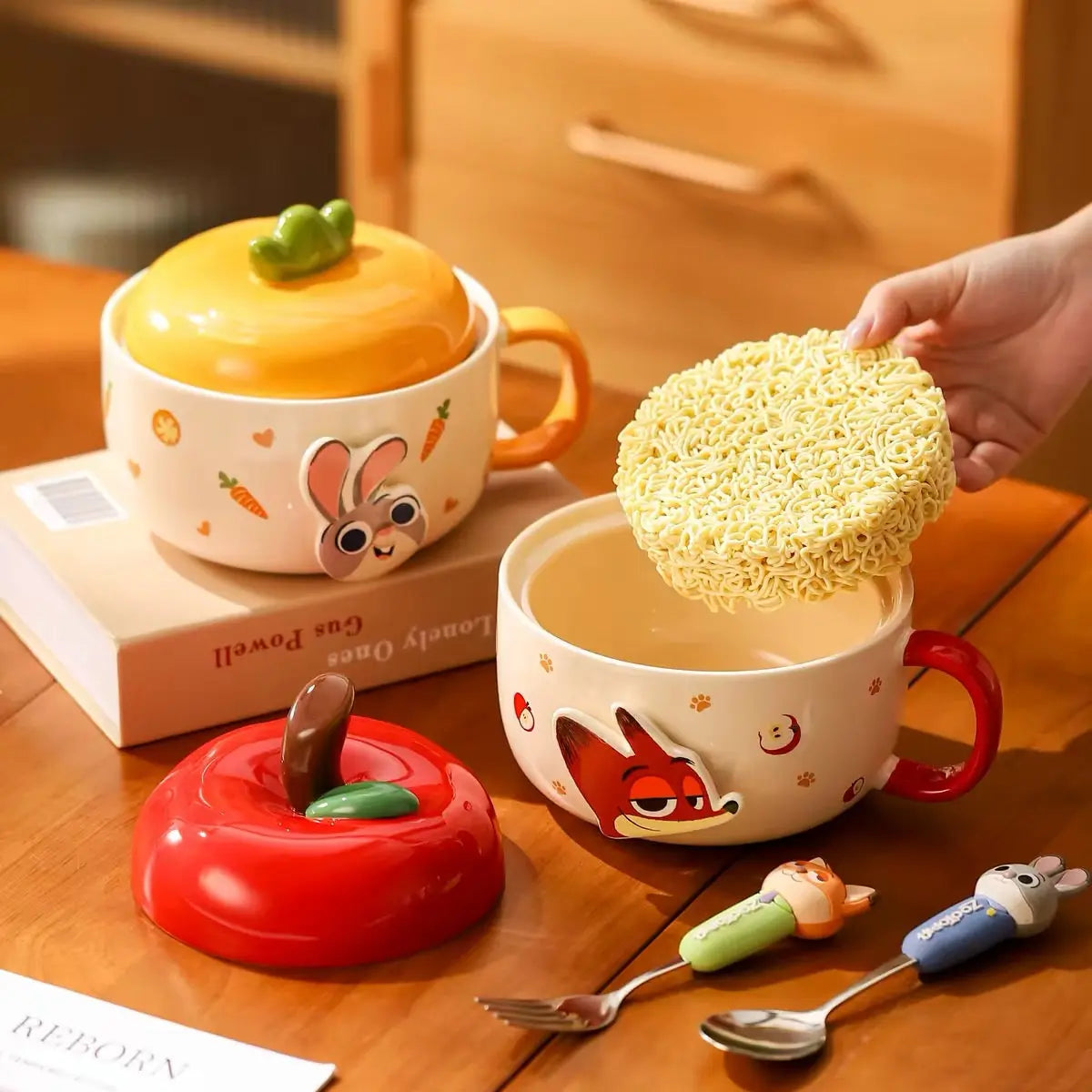 Cute Cartoon Ceramic Ramen Bowl with Lid & Handle – 1050ML
