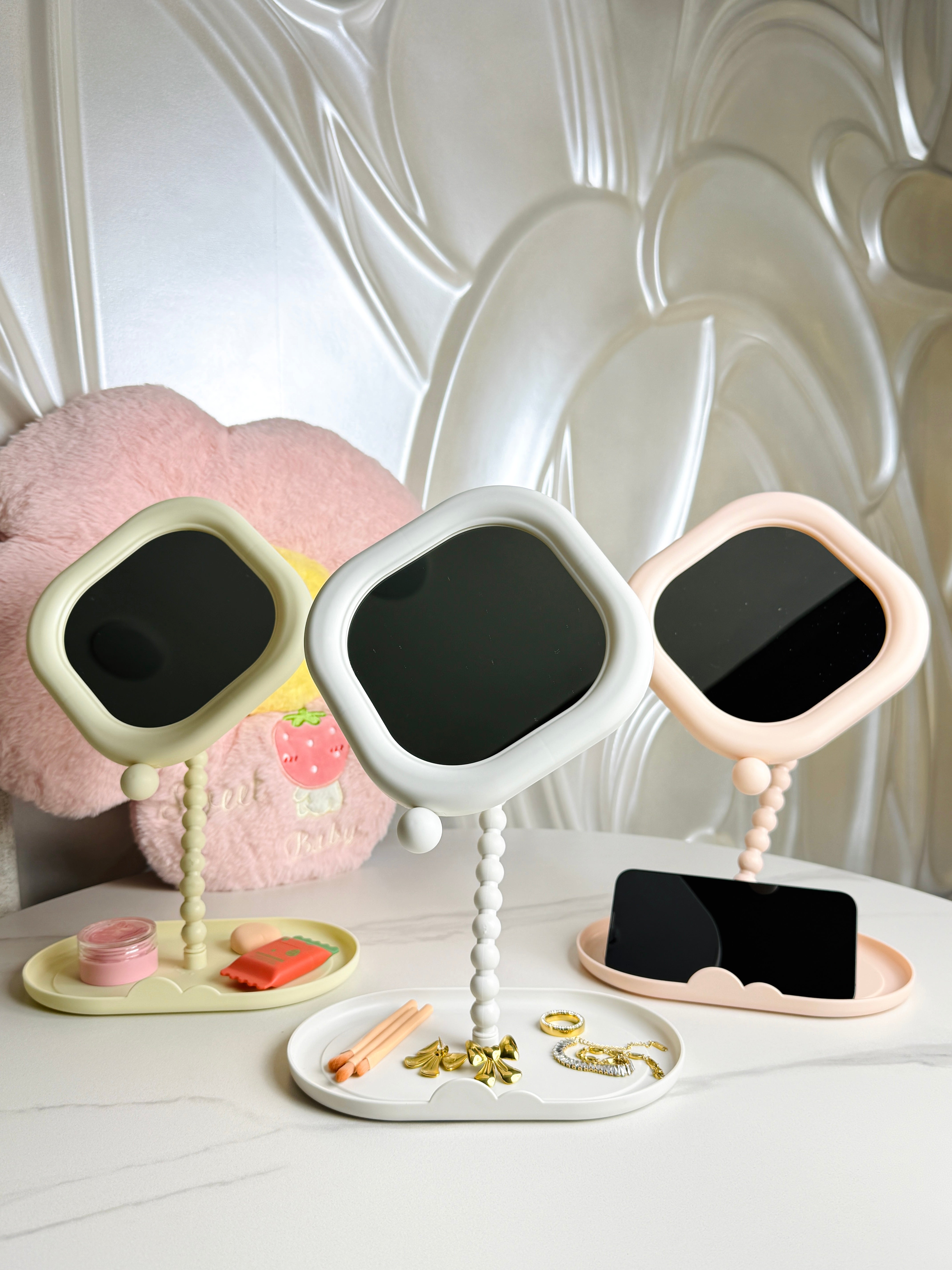 Pearl Stand Mirror with Tray Organizer