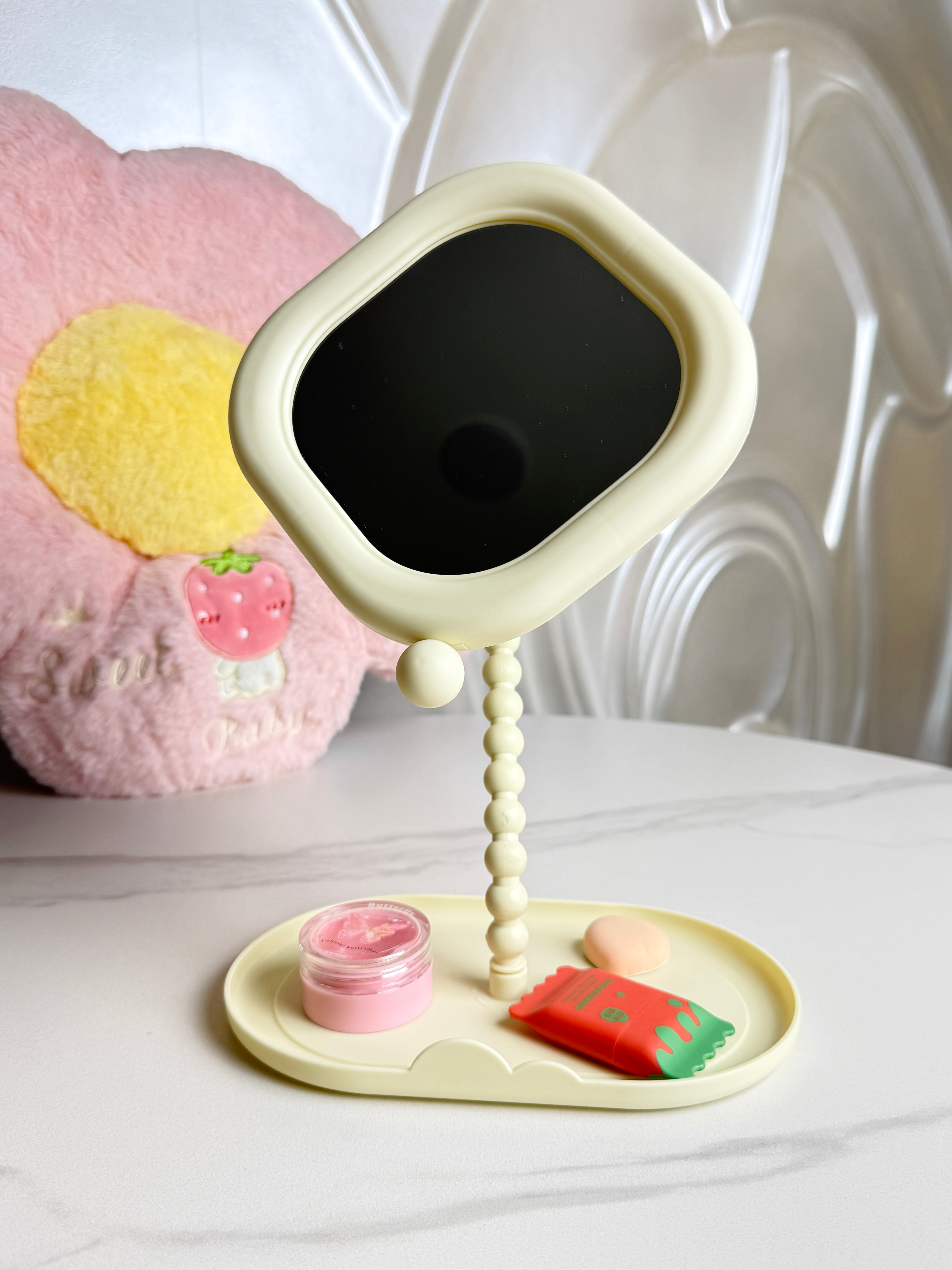 Pearl Stand Mirror with Tray Organizer