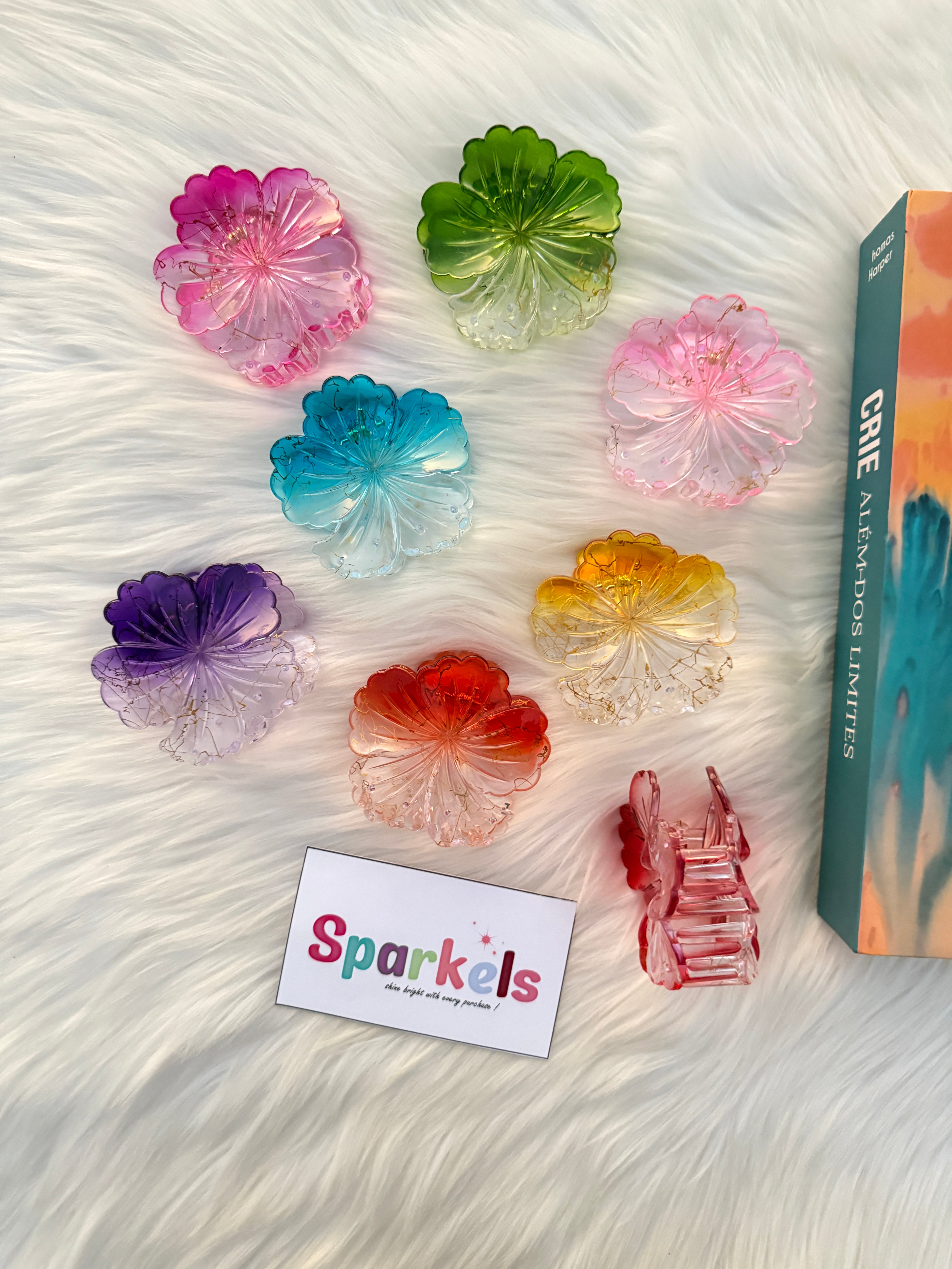 Pack of 6 Glossy Gradient Flower Claw Catchers