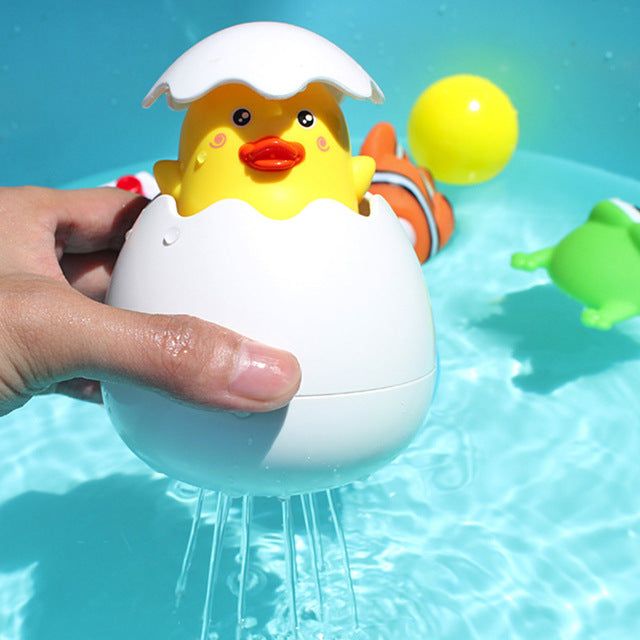 Kids Bath Toys Baby Cute Duck Penguin Egg Water Spray Sprinkler