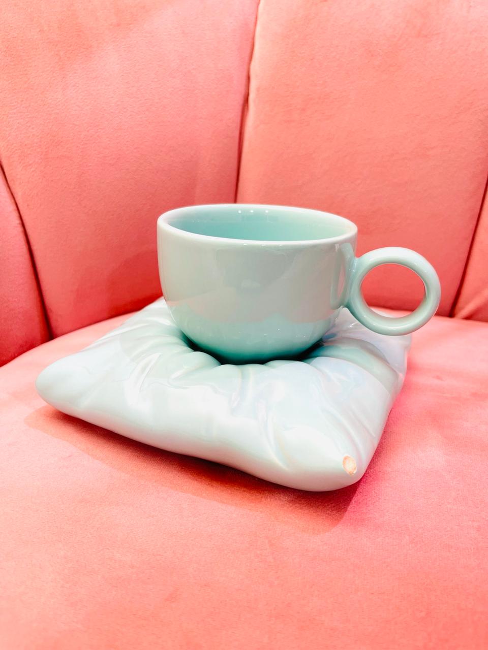 Ceramic Coffee Mug With Pillow Shaped Coaster Without Spoon